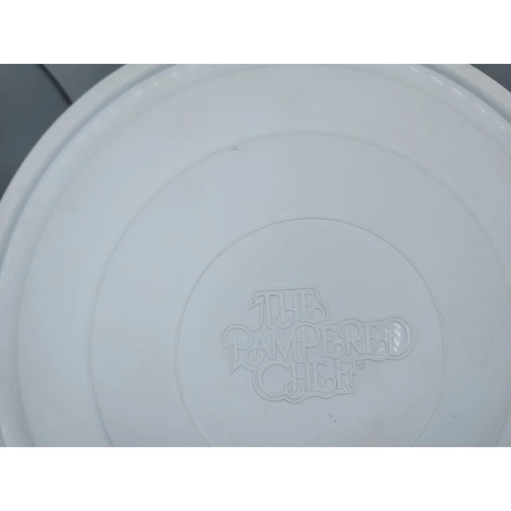 Pampered Chef  Large 10